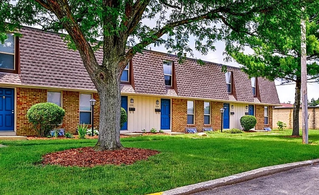 Building Photo - Worthington Commons
