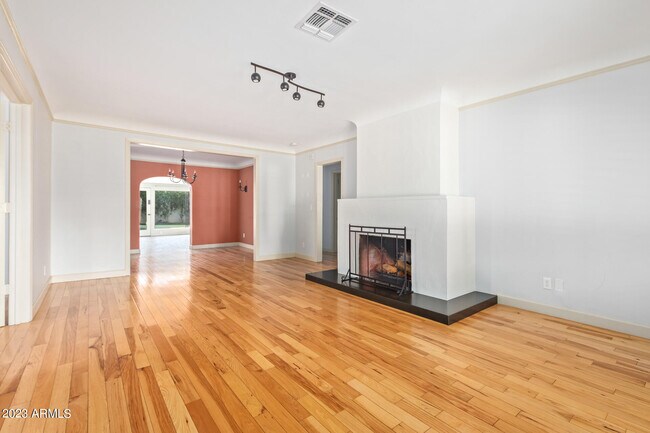Building Photo - 1614 Palmcroft Way SW