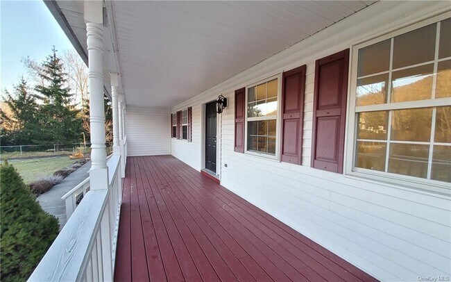 Building Photo - 1265 NY-208