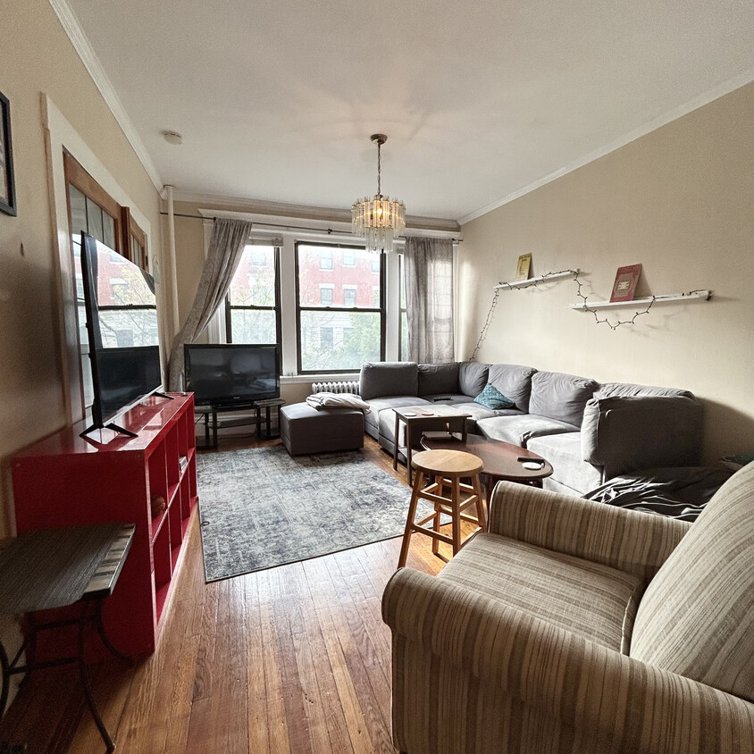 Primary Photo - 175 Harvard St