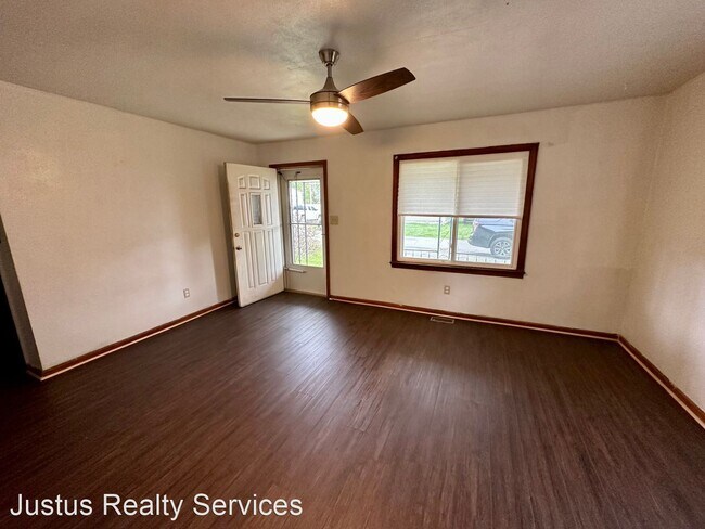 Building Photo - 3 br, 1 bath House - 840 E Roosevelt