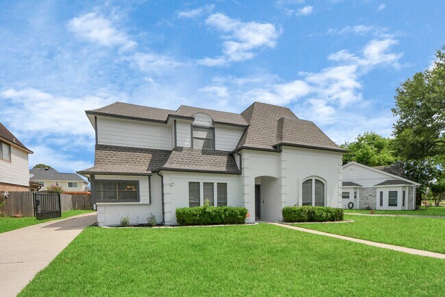 Foto del edificio - 5310 Oak Cove Dr