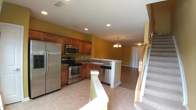 Building Photo - 8088 Summer Cove Ct