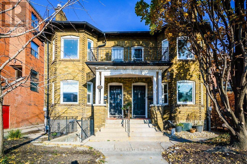 Primary Photo - 18 Golfdale Rd