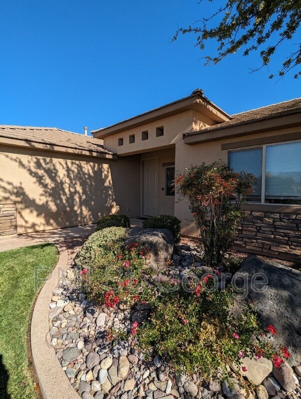 Building Photo - 1422 N 2130 W