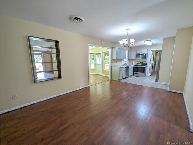 Foto del edificio - 111 King William Dr