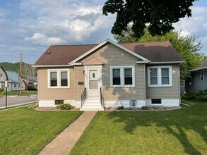 Building Photo - 654 22nd St N