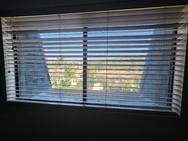 Foto del edificio - 2533 Navarra Dr