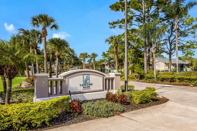 Foto del edificio - Lakeside Glen Apartments