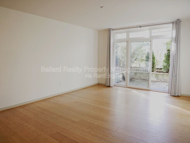 Foto del edificio - 1530 NW Market St