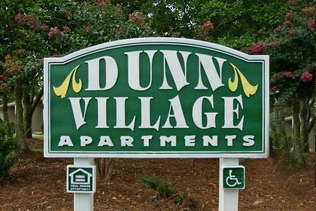 Foto del edificio - Dunn Village Apartments