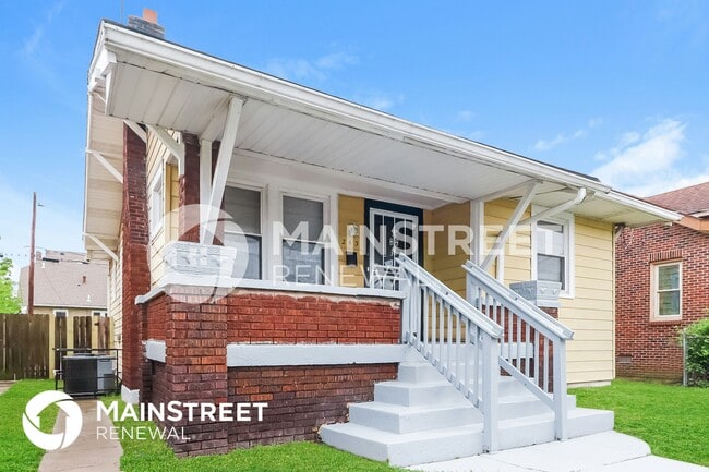 Building Photo - 243 S 43rd St