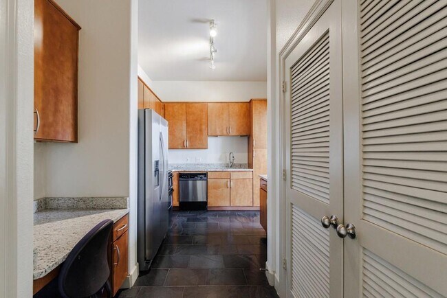 Foto del edificio - 3445 Stratford Rd NE