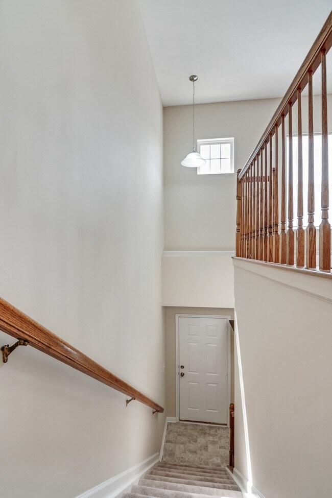 Entry - 43028 Old Gallivan Ter