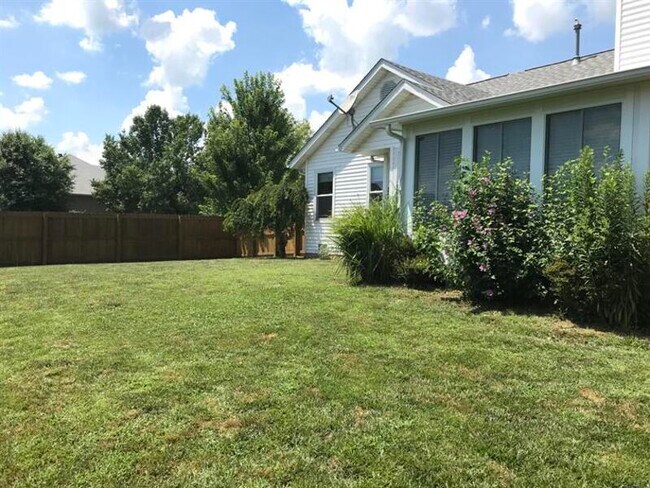 Building Photo - 3246 Hunters Way