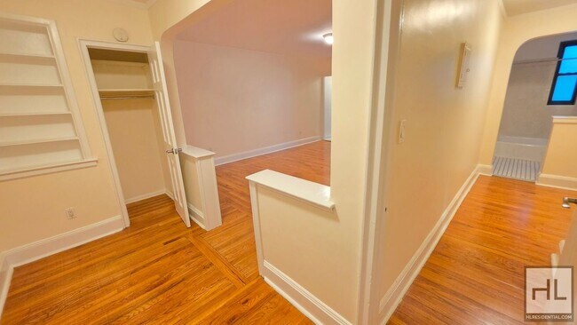 Foto del edificio - First-Floor Studio with Windowed Alcove in Gramercy