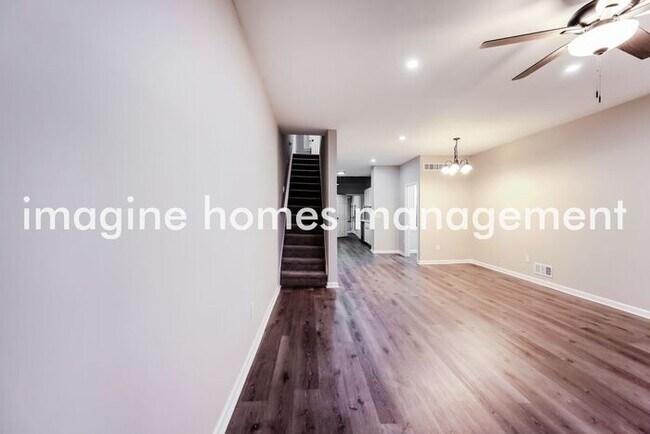 Foto del edificio - Beautiful 4 Bed 1.5 Bath in Garfield!