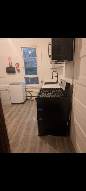 Building Photo - 5110 Wayne Ave