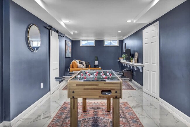 Building Photo - 1036 Union Ave