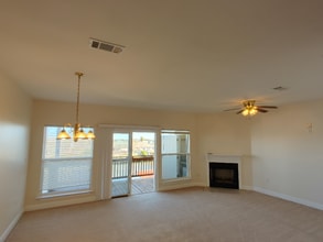 Building Photo - 118 Lakeview Dr