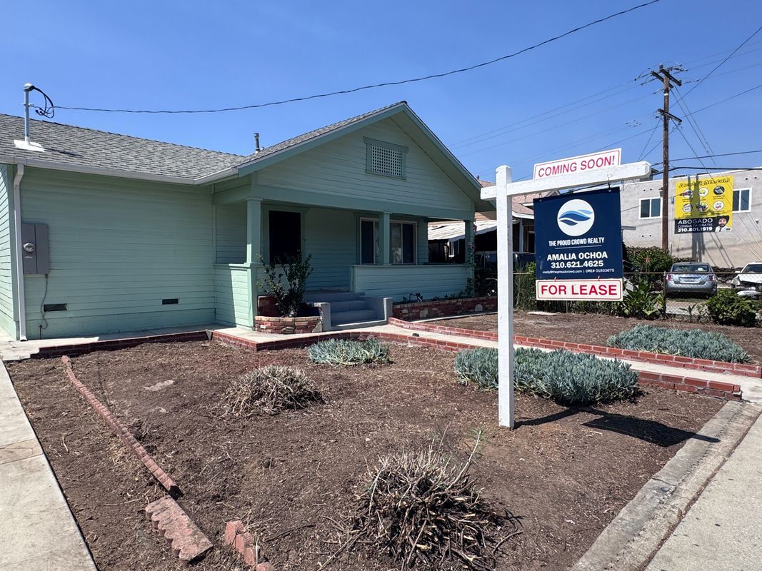 Foto del edificio - 319 N Rowan Ave