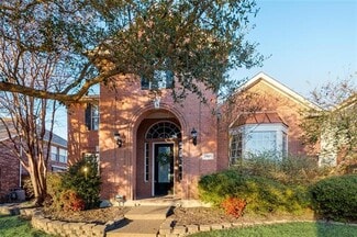 Building Photo - 2917 Newport Dr