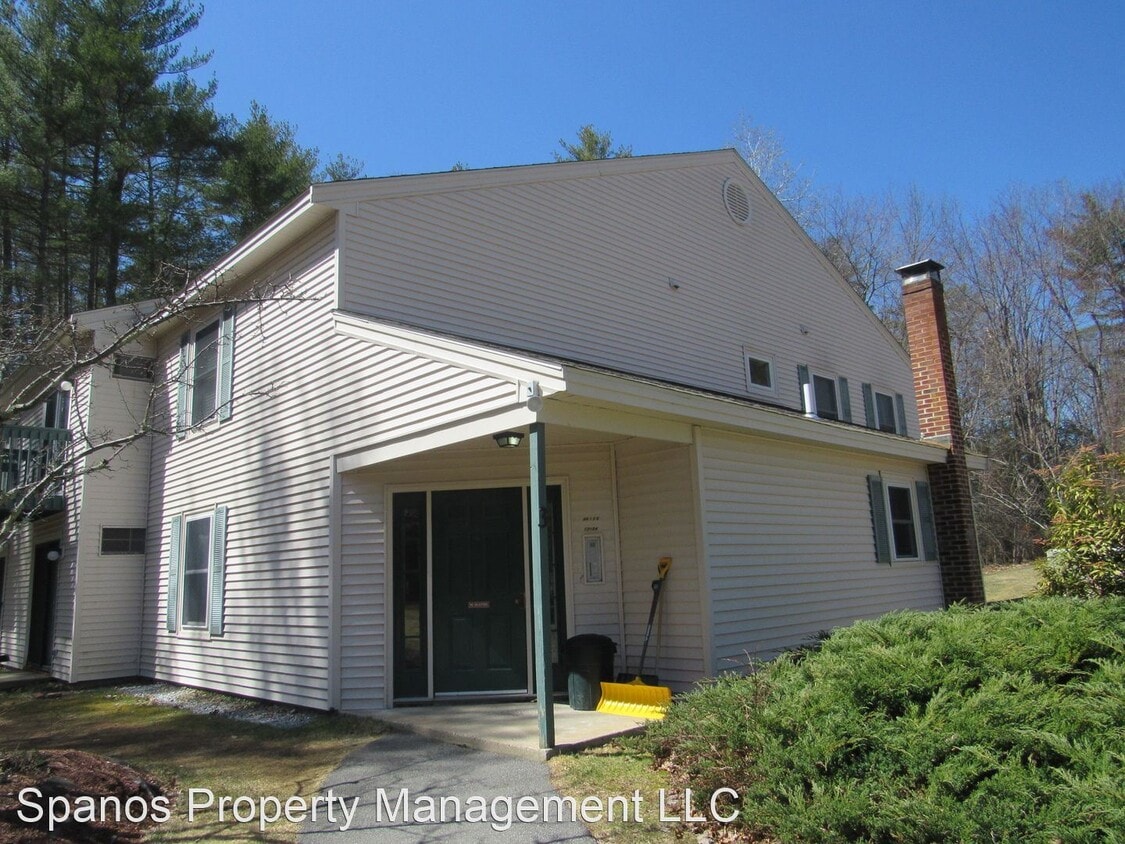 5 Washington St, Goffstown, NH 03045 House Rental in Goffstown, NH