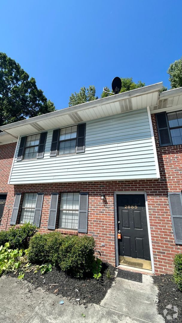 Hickory Hiils Pet Friendly Apartments for Rent Snellville, GA 1