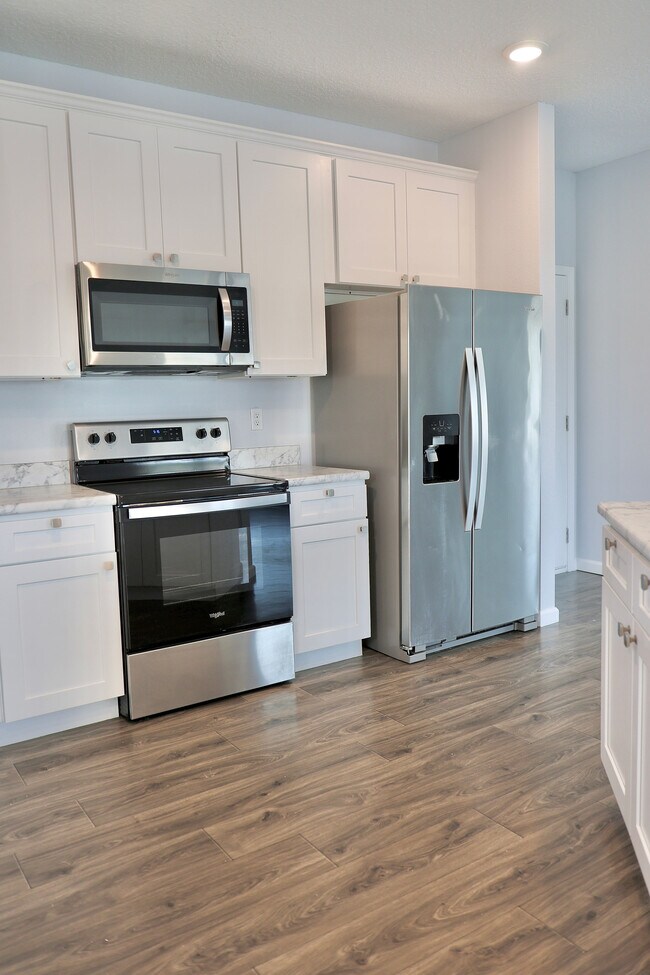 Foto del edificio - 3316 Garden Brook Rd
