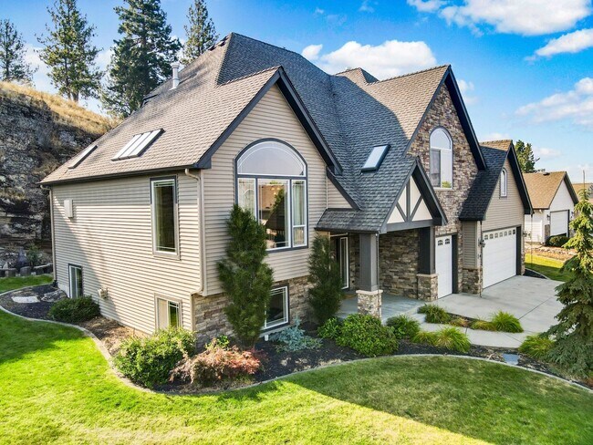 Foto del edificio - Dream Home At Shelley Lake