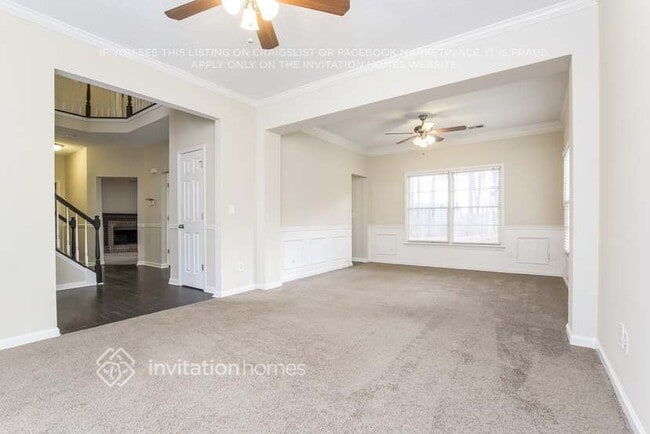 Foto del edificio - 7010 Surrey Dr