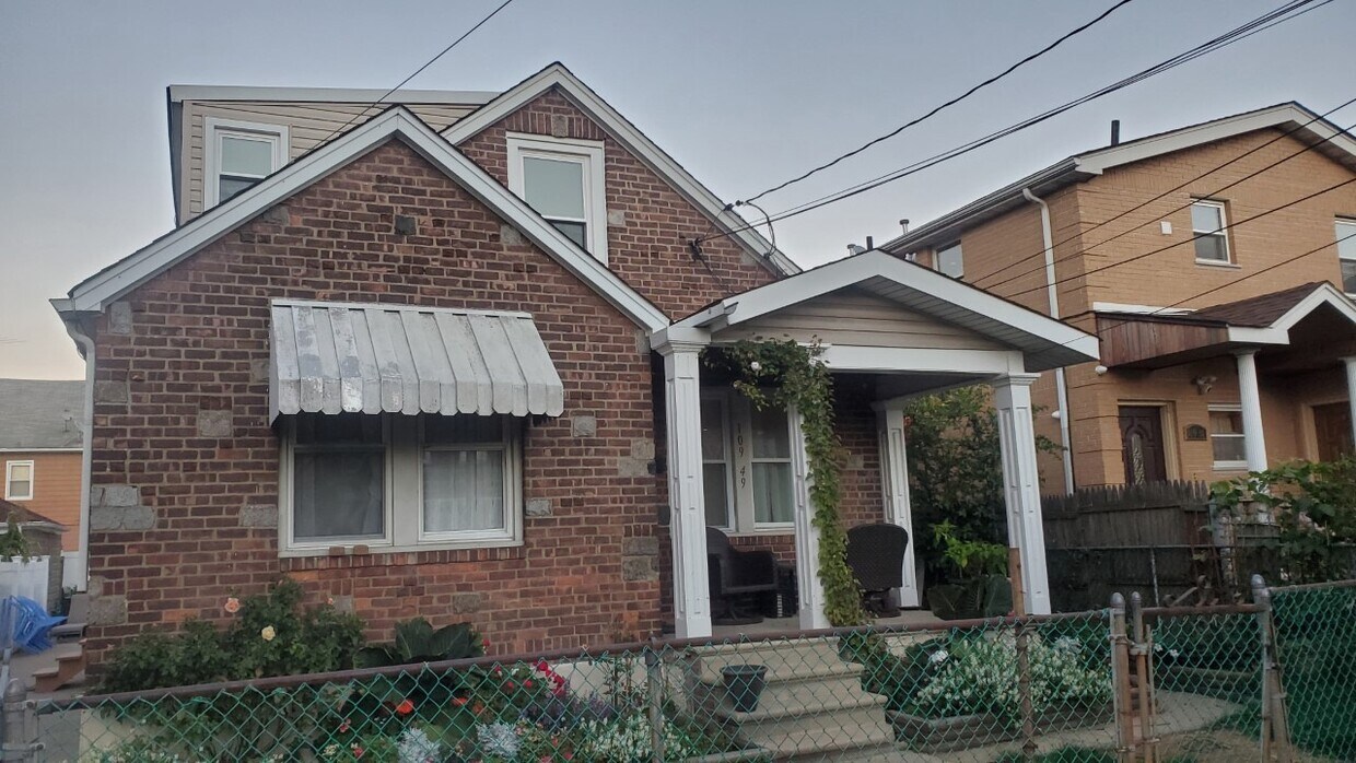 Primary Photo - 109-49 134th St