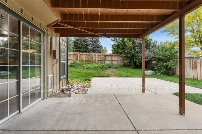 Photo - 10010 Irving St Apartment