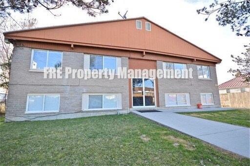 Primary Photo - 7880 Holden St