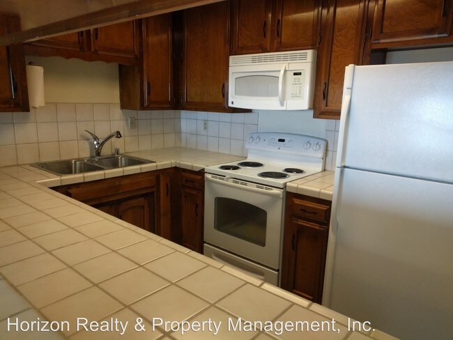 Building Photo - 3 br, 2 bath House - 9 Zanzibar Terrace -