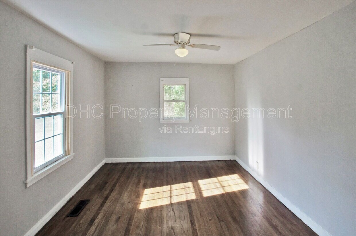 Photo - 1257 Lorenzo Dr Sw