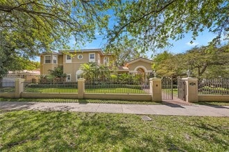 Building Photo - 6200 Granada Blvd