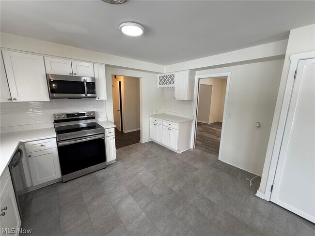 Foto del edificio - 22350 S Woodland Rd