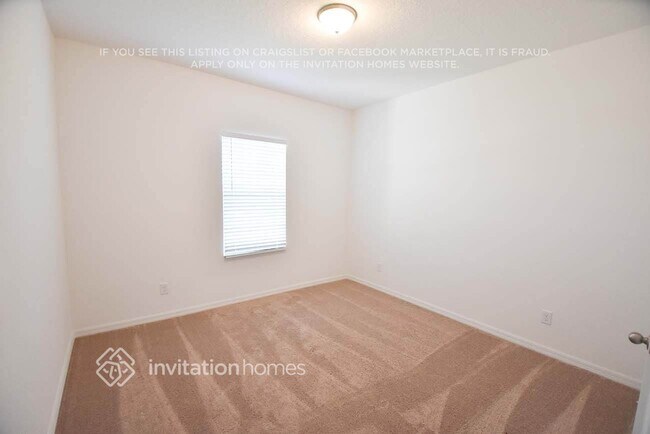 Foto del edificio - 5801 Bovine Dr