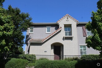 Building Photo - 1808 Dante Cir