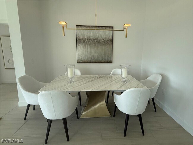 Foto del edificio - 16885 Fairgrove Way