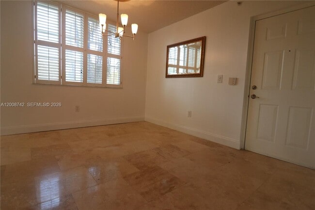 Foto del edificio - 4836 N State Rd 7