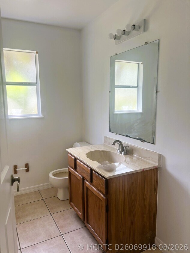 Building Photo - 7801 San Carlos Dr