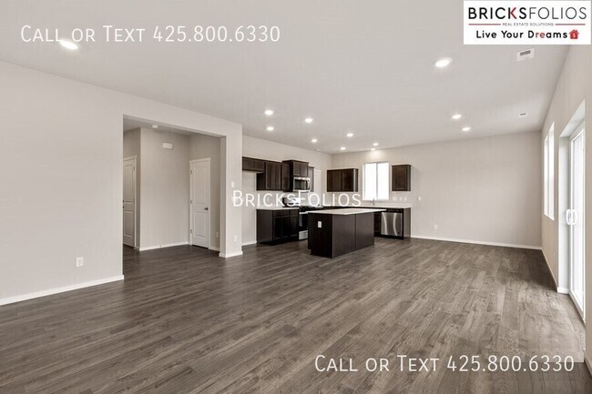 Photo - 1217 SW Pendleton Way House