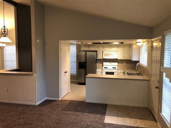 Foto del edificio - 21502 Cimarron Pkwy