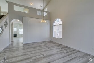 Building Photo - 1581 Peaceful Pine St
