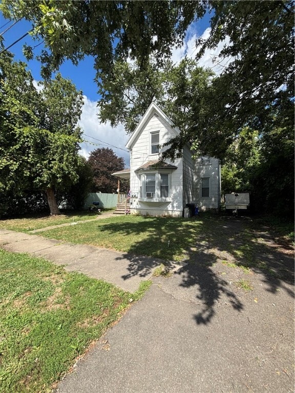 Building Photo - 759 Carpenter St