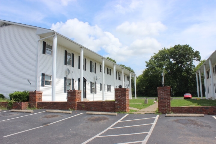 Building Photo - Rockcreek Apartments