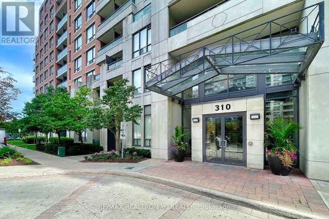 Building Photo - 310-310 Red Maple Rd