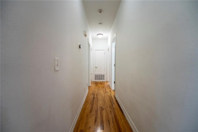 Foto del edificio - 4604 SW Swinton Dr